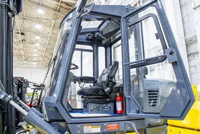 New | in-Stock 2025 HOIST PV300 Internal Combustion Forklifts: Pneumatic Tire Illinois US | Forklift Exchange #1274473