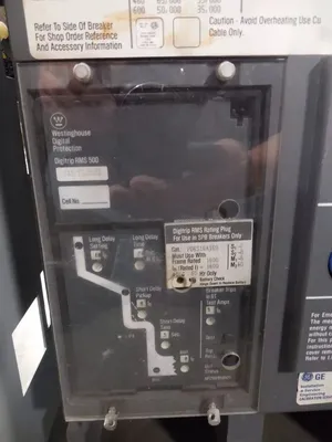 Westinghouse SPB65 Pow-R-Breaker 1600A Frame 1600A Trip Digitrip RMS 500 Used