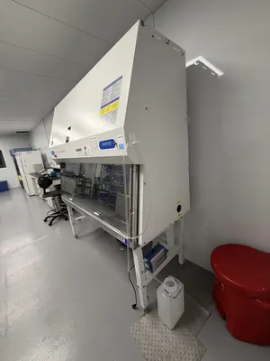 Used _UNKNOWN_ _UNKNOWN_ Biological Safety Cabinets Rhode Island US | Federal Equipment Company #1347621