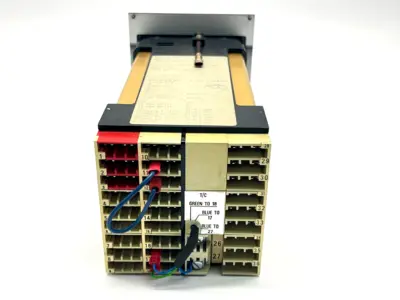 USED EUROTHERM 810-123-000-002-614-12-412-512-60-426-00