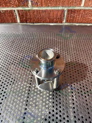 USED 316L STAINLESS STEEL SINGLE WALL  IN LINE SIGHT GLASS W/ 1 1/2" SANITARY FITTING