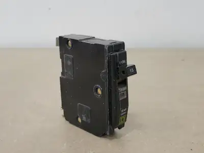 USED SQUARE D QO115
