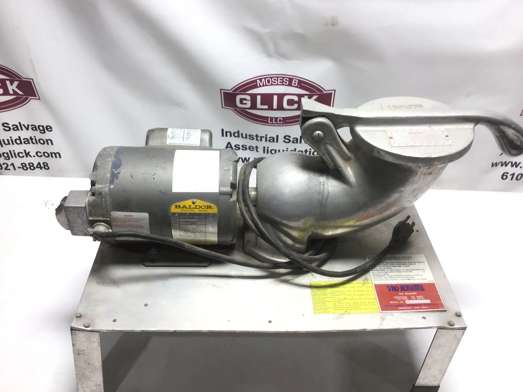 Gold Medal 01412 Deluxe Sno-Konette Commercial Ice Shaver 6.8 Amps 115 Volts