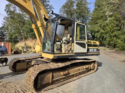 USED 1996 CATERPILLAR 325L