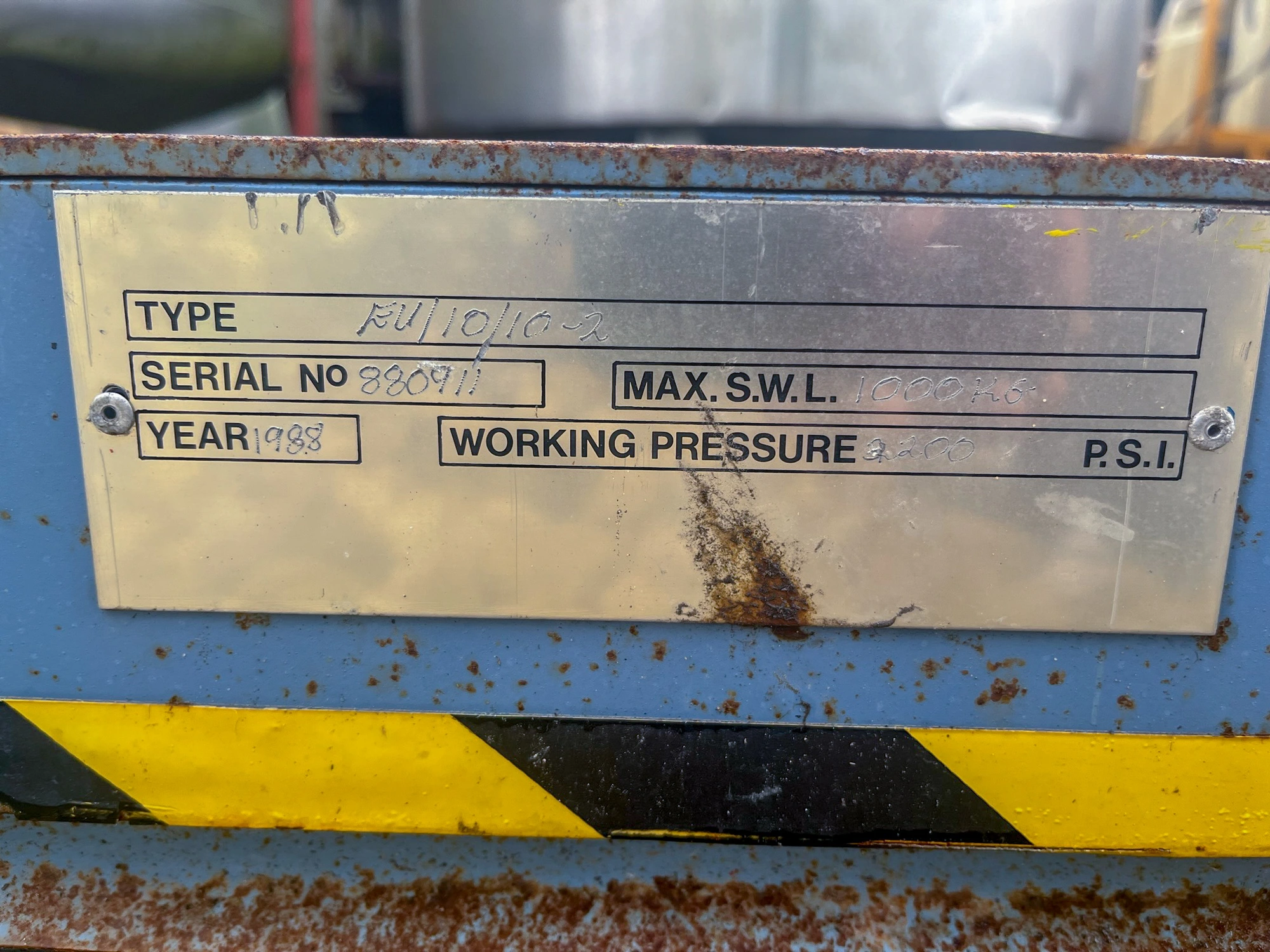 Scissor Lift Platform 1500Mm X  1,000Mm