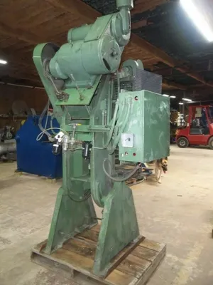 Used _UNKNOWN_ _UNKNOWN_ O.B.I. Presses Louisiana US | Pinpoint Machine #1443812