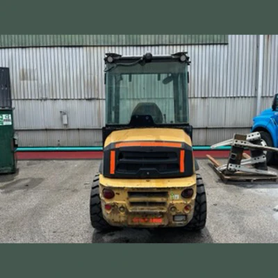 USED 2015 CATERPILLAR 903C