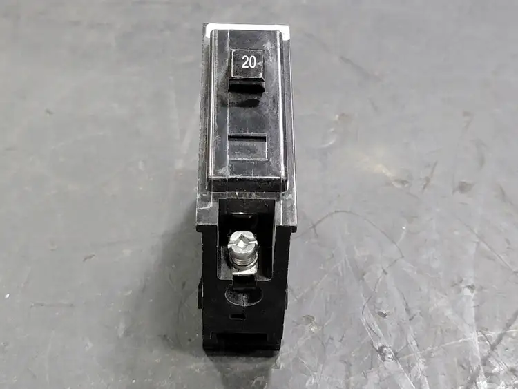 Used CUTLER-HAMMER BA120 Switchgears British Columbia CA | Lenmark #241418
