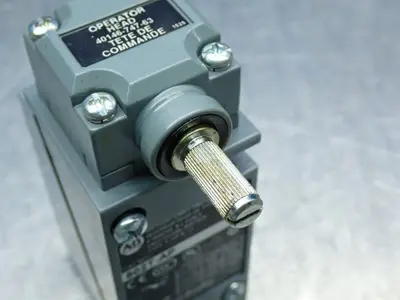 NEW ALLEN BRADLEY 802TAP