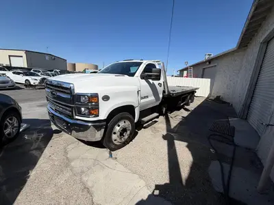 USED 2021 CHEVROLET SILVERADO 5500HD