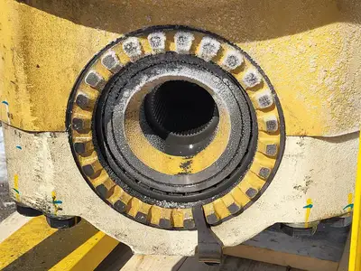 USED KOMATSU R561-22-71007