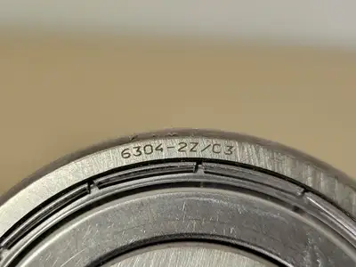 NEW SKF 6304-2Z/C3