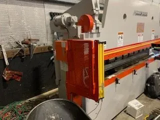 1993 ACCURPRESS 76010 Press Brakes | Lion Machinery (5)