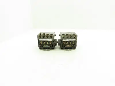 Furnas 43CP32AAE Reversing Contactor 18 Amp 600V 5Hp