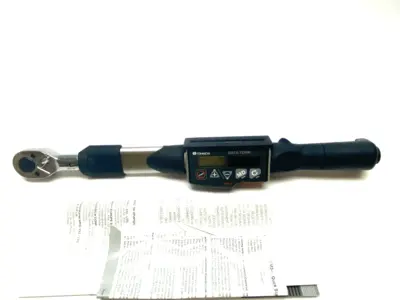 USED TOHNICHI DATA TORK DIGITAL TORQUE WRENCH 3/8" DRIVE