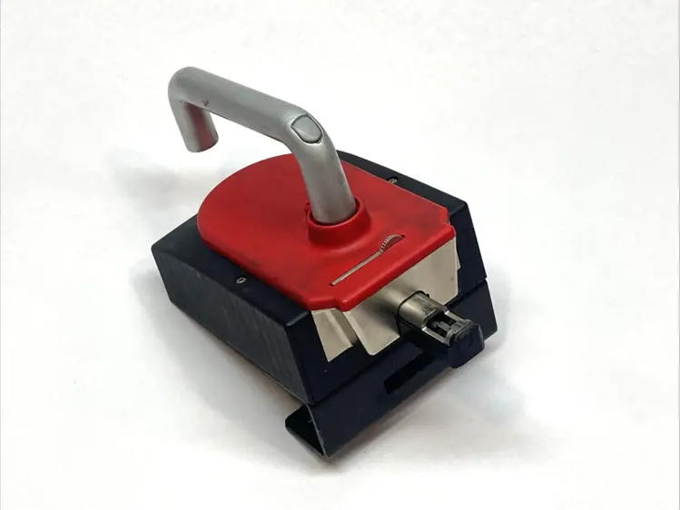 Used EUCHNER HANDLE MODULE Switch Parts Michigan US | Maverick Industrial Sales #1088819