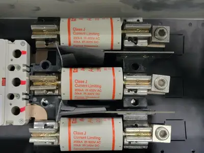 USED CUTLER-HAMMER FDPBS 364J