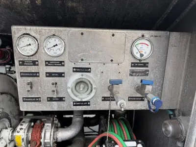 Used 2006 FREIGHTLINER M2106064 Fuel & Lube Trucks Washington US | Puget Sound Truck Sales #1546527