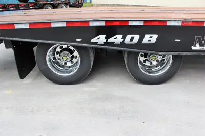 New | in-Stock 2027 LANDOLL 440 Lowboy Trailers Tennessee US | LMI Tennessee LLC #1505136