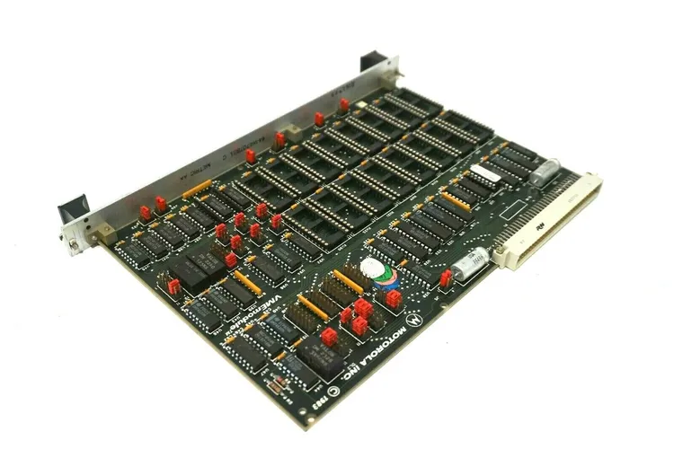 Used MOTOROLA _UNKNOWN_ Misc Electrical & Power Parts | SB Industrial Supply #855418