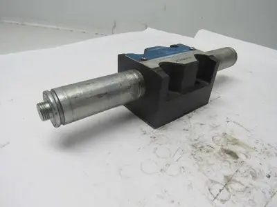Summer/Yuken DSG-03-3C2-AW220  Hydraulic Directional Valve Body, No Solenoids