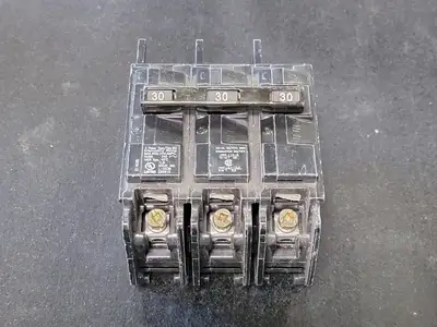 USED SIEMENS BQ3B030