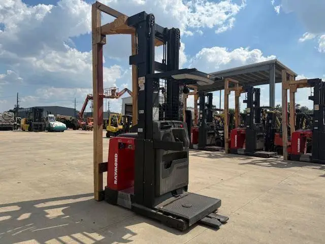 Used RAYMOND 560OPC30TT Misc Forklifts Illinois US | Somerset Equipment Sales #1542934
