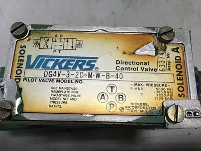 USED VICKERS DG4V32CMWB40