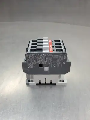 ABB A9-30-10 Contactor, 1000V, 26A. 4A-43.1