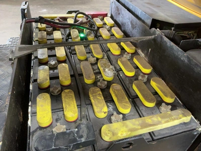 Used CATERPILLAR EP16KT 3-Wheel Sit down Electric Counterbalance Forklifts Michigan US | Miedema Asset Management Group #1760317