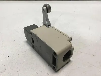 USED OMRON WLCA2-2