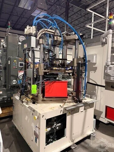 Used 2012 AOKI BLOW MOLDING MACHINE Blow Molding Machines Illinois US | Meadoworks #1498340