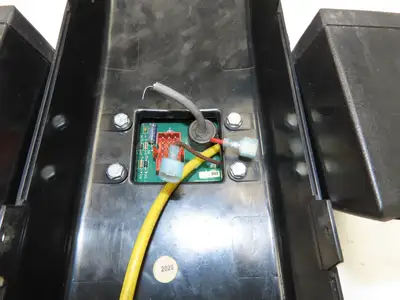 Hyster 1339385 E30XM Steering Column Display Control Battery Meter Lights Cover