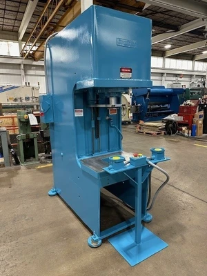 1974 DENISON MULTIPRESS FL35 C Frame and Gap Frame Press | Kempler Machinery (3)