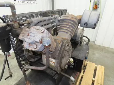 Ingersoll Rand Reciprocating Air Compressor 35 CFM 10 HP 230/460V 3 Ph 120 Gal