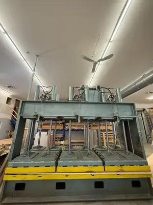 Used _UNKNOWN_ _UNKNOWN_ Laminating Presses British Columbia CA | Coast Machinery Group #1283782