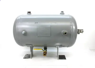 Penway Inc. 10-Gallon Horizontal Air Receiver Tank, 1/2" NPT, 3/4" NPT