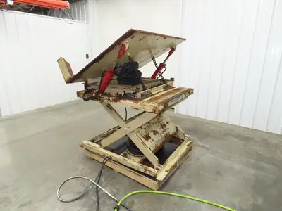 Pneumatic Lift Tilt Table Tote Tipper 2000lb 28° Degree 50x46" Top