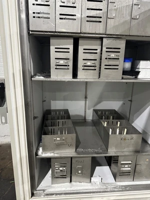 LAB-LINE 305 INCUBATOR