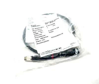 NEW KEYENCE EXTENSION CABLE L-SHAPED 0.5M LENGTH