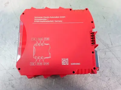 USED SCHNEIDER ELECTRIC XPSMCMDI1600