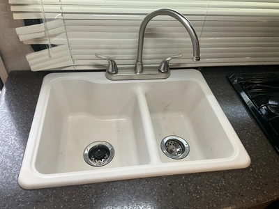 Used 2017 COACHMAN FREEDOM EXPRESS 22TSX- 1SL Campers, Caravans, Motorhomes Michigan US | Miedema Asset Management Group #1370131