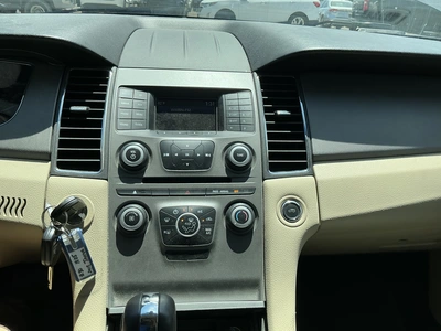 USED 2018 FORD TAURUS