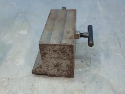 Machinist V-block