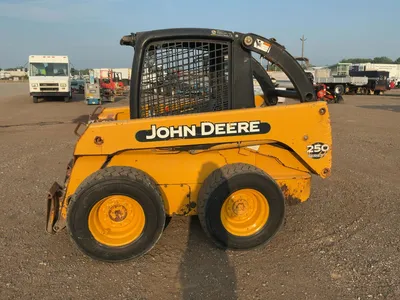 Used 2000 JOHN DEERE 250 Skid Steer Loaders Michigan US | Miedema Asset Management Group #1320455