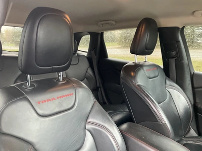 USED 2016 JEEP CHEROKEE