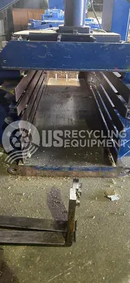 USED AMERICAN BALER 5042-HE-820R MANUAL TIE HORIZONTAL