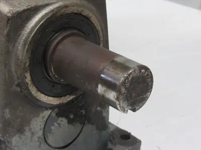 Nord SK32-MK213T 7.5Hp In Line Speed Reducer 3.75:1 Ratio 208-230/460V 3Ph
