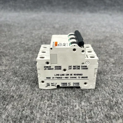 Used Merlin Gerin 24539 Circuit Breakers California US | Davliegogo LLC #1708044