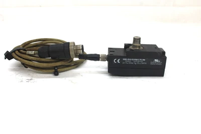 Festo SDE1-D10-G2-R18-C-P2-M8 Pressure Sensor